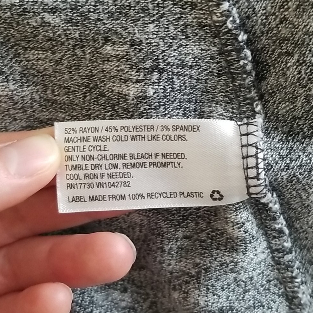 Grey V-neck Shirt - Picture 3 of 3